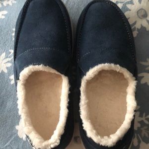 New Women’s Spenco shoes 7 B